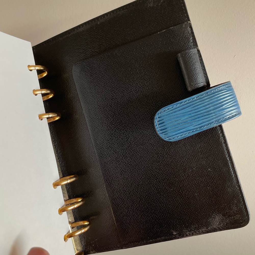 Authentic Louis Vuitton Agenda MM blue Epi - Picture 12 of 15